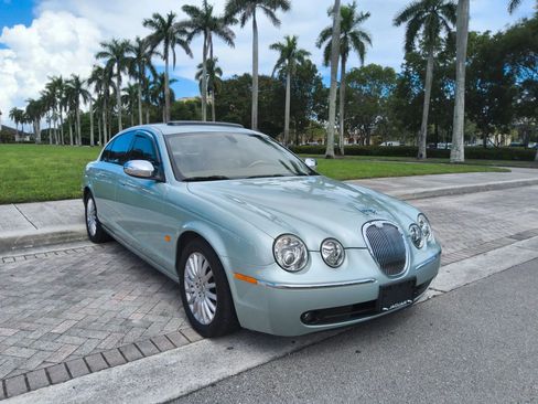 Used 2005 Jaguar S-TYPE 4.2 image 1