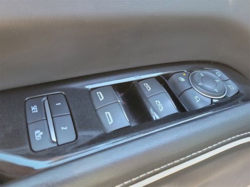 Used 2023 Cadillac Escalade Premium Luxury w/ LPO, Radiant Package image 21