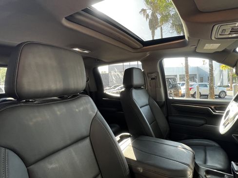 Used 2025 GMC Sierra 1500 SLT w/ SLT Premium Plus Package image 44