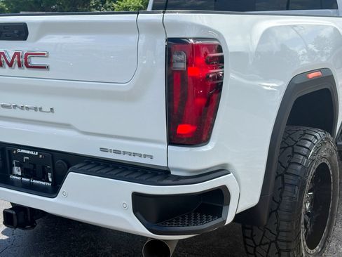 Used 2026 GMC Sierra 2500 Denali w/ Technology Package AWD/4WD image 19