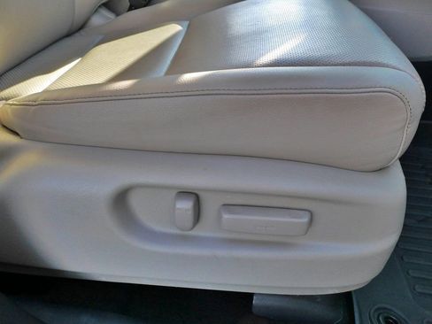 Used 2023 Honda Ridgeline RTL-E image 11