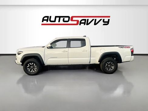 Used 2022 Toyota Tacoma TRD Off-Road w/ Technology Package image 4