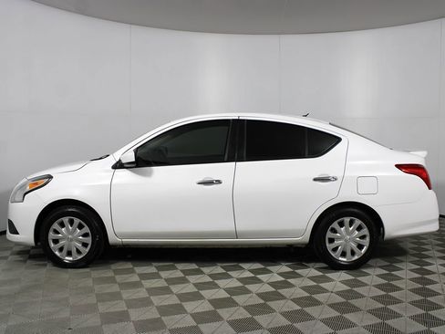 Used 2019 Nissan Versa SV FWD image 22