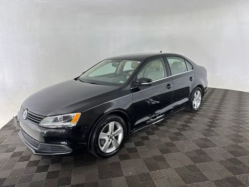 Used 2014 Volkswagen Jetta TDI FWD image 4
