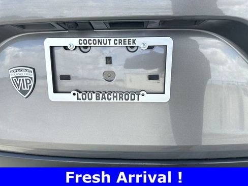 Used 2024 Toyota Sienna LE image 13
