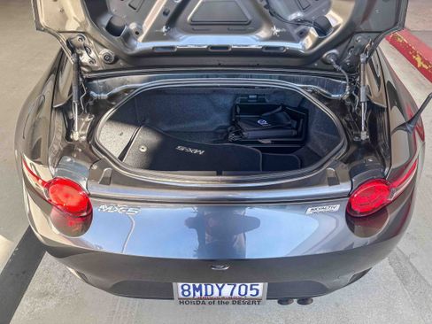 Used 2019 MAZDA MX-5 Miata RF Grand Touring image 13