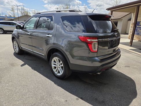 Used 2015 Ford Explorer XLT w/ Equipment Group 202B AWD/4WD image 4