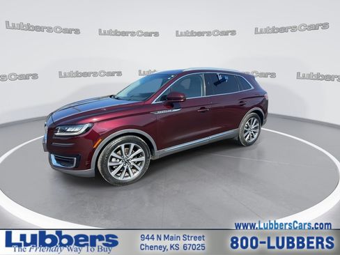 Used 2019 Lincoln Nautilus Select AWD/4WD image 4