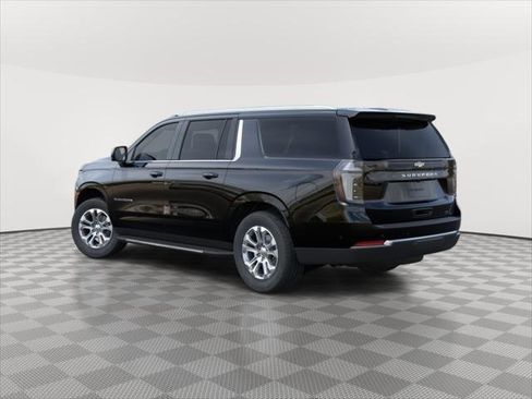 New 2026 Chevrolet Suburban LT w/ Comfort Package image 3