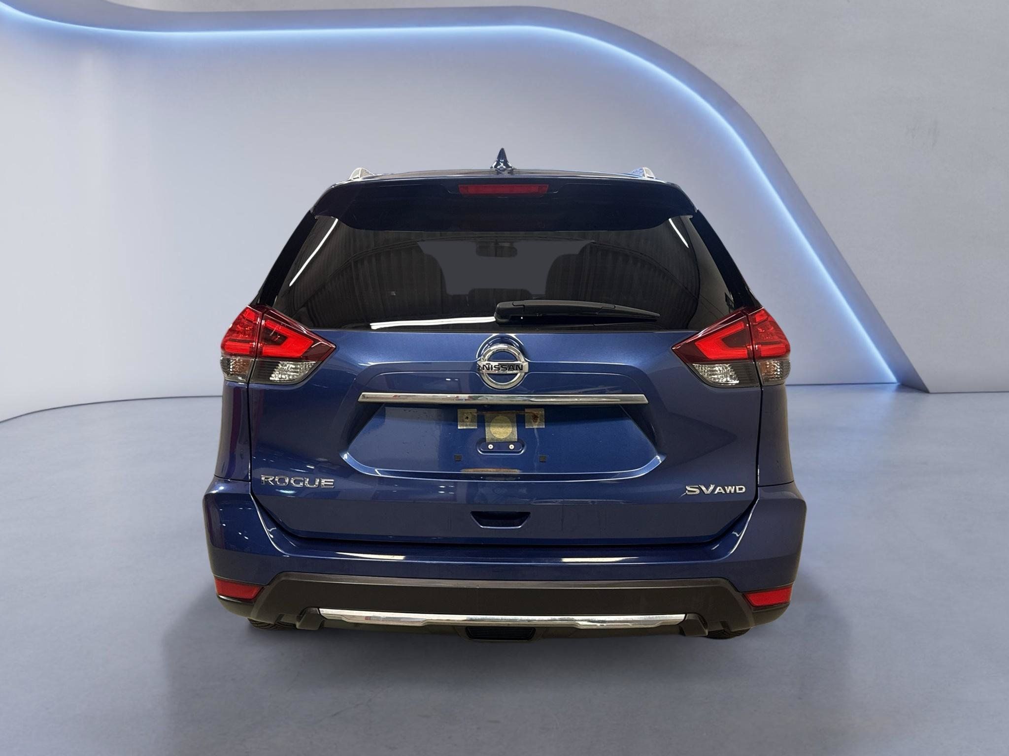 Used 2017 Nissan Rogue SV AWD/4WD image 7