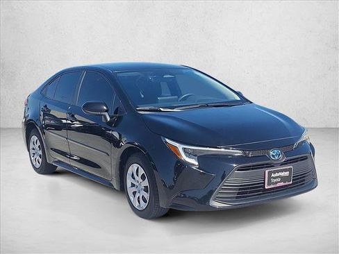 Certified 2023 Toyota Corolla LE w/ Carpet Mat Package (TMS) FWD image 3
