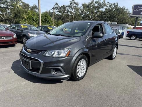 Used 2019 Chevrolet Sonic LT w/ Convenience Package image 8