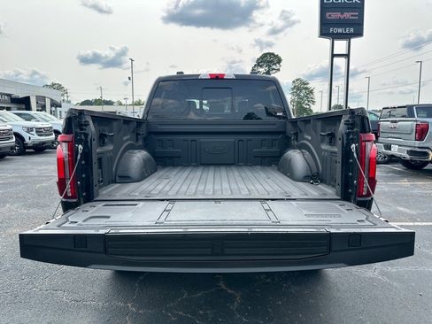 Used 2024 Ford F150 Platinum w/ FX4 Off-Road Package image 6