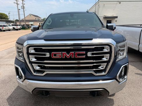 Used 2019 GMC Sierra 1500 SLT w/ SLT Premium Package AWD/4WD image 9