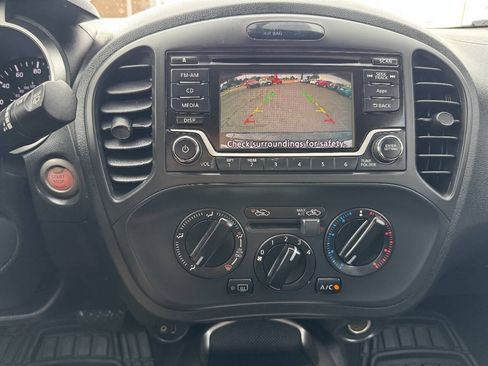 Used 2016 Nissan Juke S FWD image 24