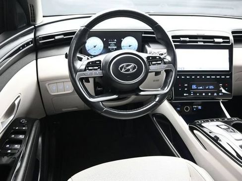 Used 2022 Hyundai Tucson Limited FWD image 12