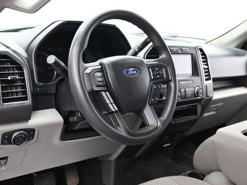 Certified 2018 Ford F150 XLT RWD image 15