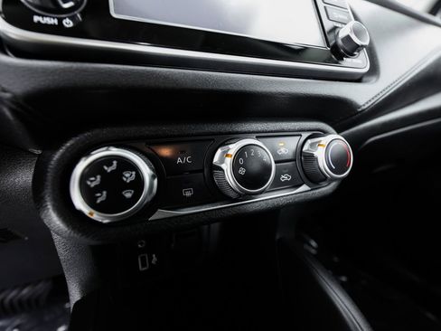 Used 2020 Nissan Versa S FWD image 24