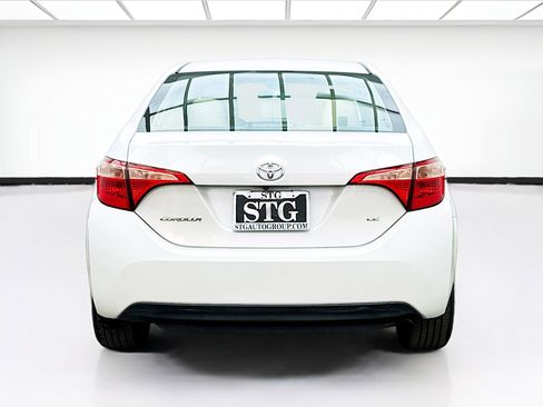 Used 2017 Toyota Corolla LE w/ Carpet Mat Package (TMS) image 5