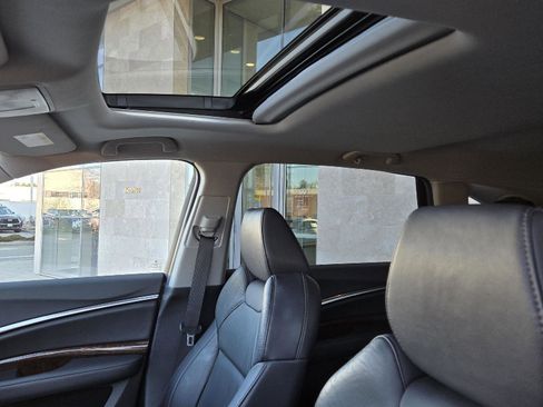 Used 2018 Acura MDX SH-AWD w/ Technology Package image 8