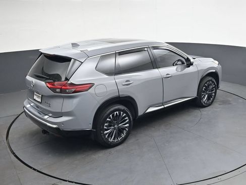 Certified 2024 Nissan Rogue Platinum w/ Platinum Premium Package AWD/4WD image 34