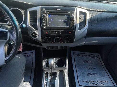 Used 2013 Toyota Tacoma 4x4 Double Cab w/ TRD Sport Pkg image 11