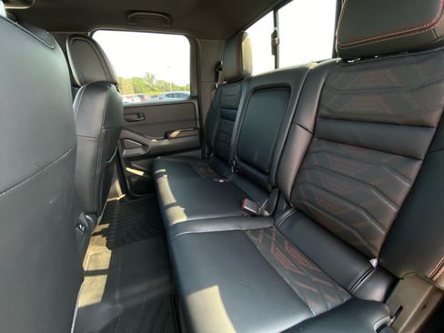 Used 2026 Nissan Frontier PRO-4X w/ Pro Premium Package AWD/4WD image 12