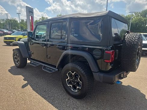 Used 2022 Jeep Wrangler Unlimited Rubicon 4xe w/ Steel Bumper Group AWD/4WD image 5