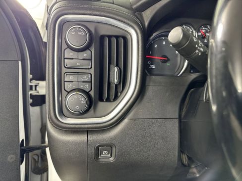 Used 2023 Chevrolet Silverado 2500 LT w/ Convenience Package image 15