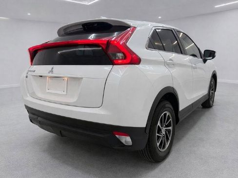 Used 2020 Mitsubishi Eclipse Cross ES image 3