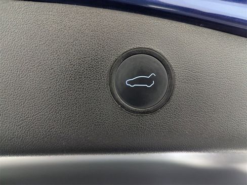 Used 2021 Tesla Model 3 Standard Range Plus image 19