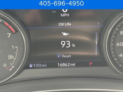 Used 2023 Cadillac XT4 Premium Luxury w/ Technology Package FWD image 20