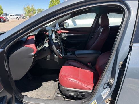 Used 2021 MAZDA MAZDA3 Hatchback w/Premium Plus Pkg AWD/4WD image 2