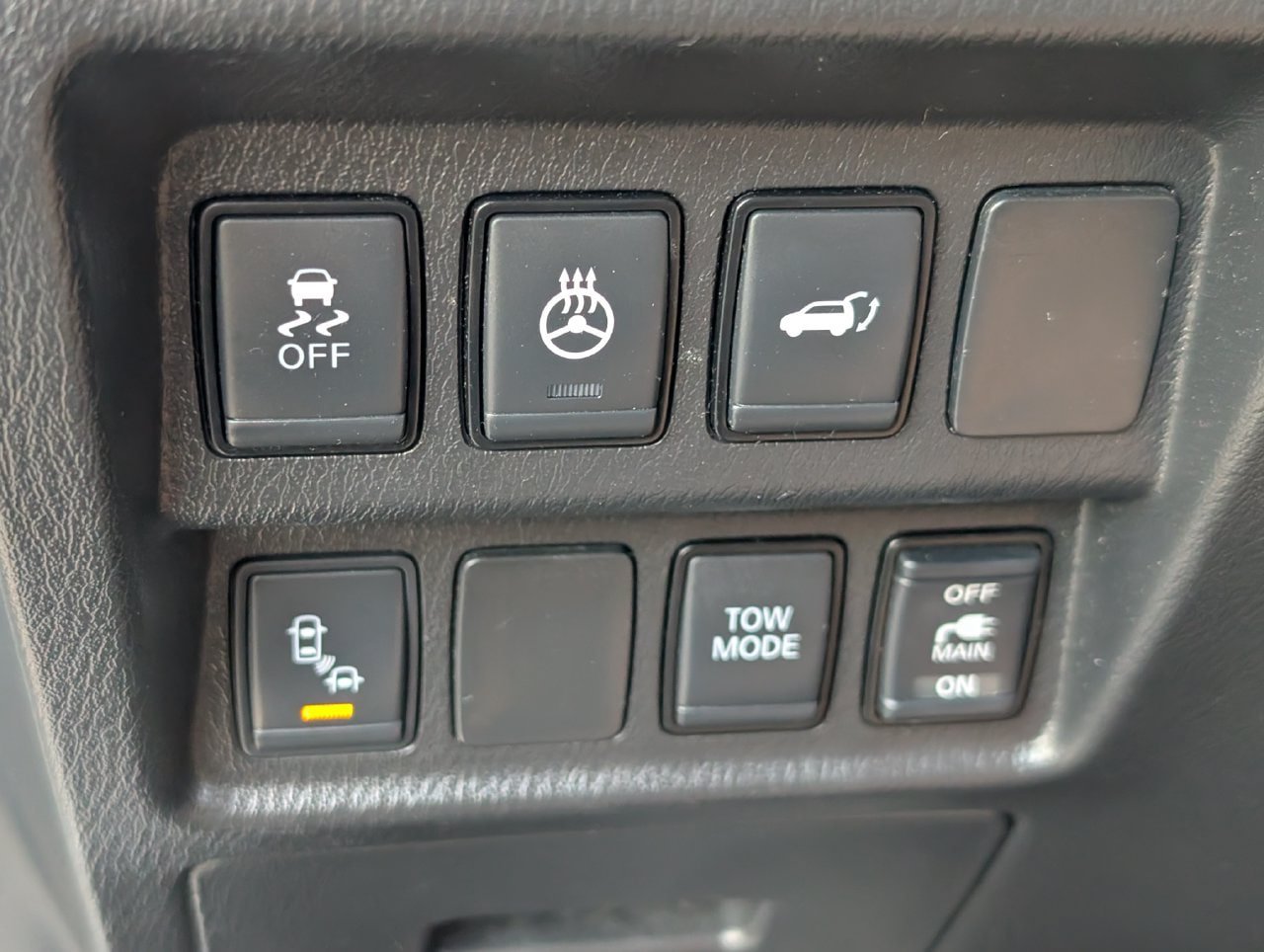Used 2020 Nissan Pathfinder Platinum w/ Cargo Package FWD image 24