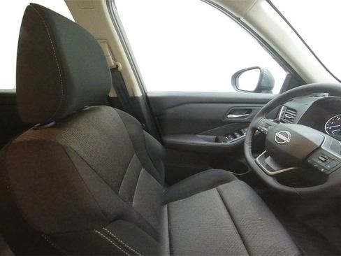 New 2026 Nissan Rogue SV w/ Cold Weather Package image 32