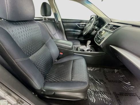 Used 2017 Nissan Altima 2.5 SV image 25
