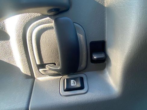 Used 2021 GMC Savana 3500 w/ Power Convenience Package image 26