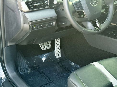 Used 2026 Toyota Camry SE image 17