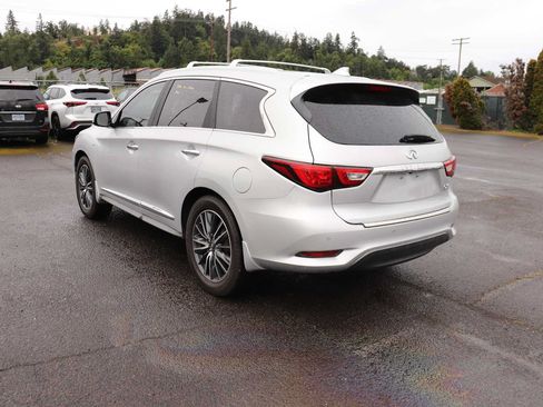 Used 2017 INFINITI QX60 FWD w/ Deluxe Technology Package image 7