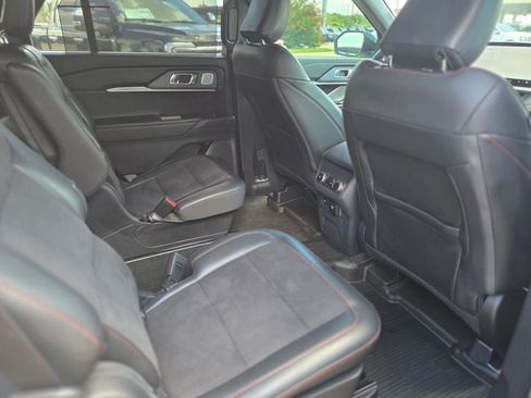 Certified 2025 Ford Explorer ST AWD/4WD image 11