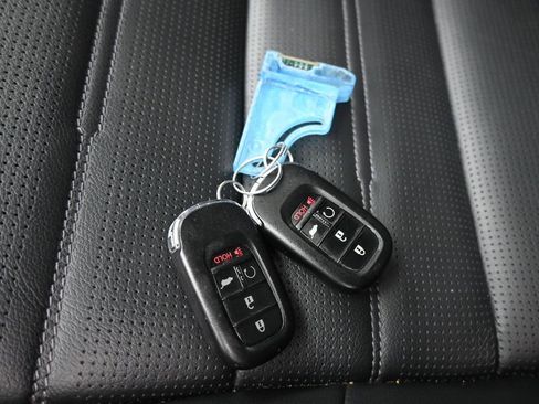 Used 2024 Honda CR-V EX-L image 55