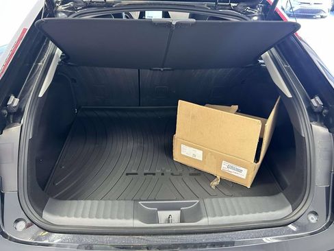 Used 2026 Toyota Prius Plug-In Hybrid FWD image 10