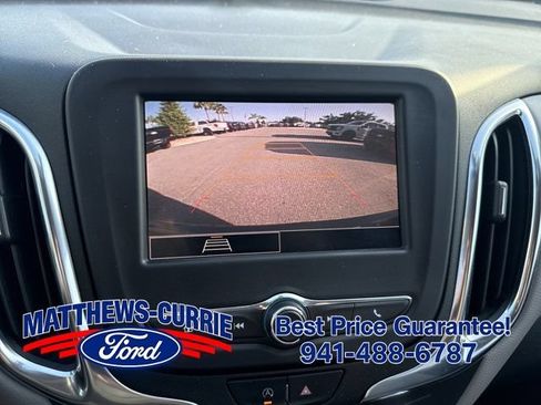 Used 2022 Chevrolet Equinox LS w/ LS Convenience Package FWD image 17