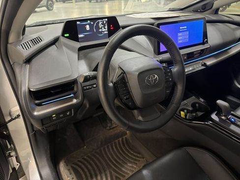 Used 2023 Toyota Prius Limited w/ Limited Premium Package FWD image 9