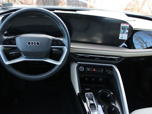 New 2025 Audi Q5 2.0T Premium Plus image 10
