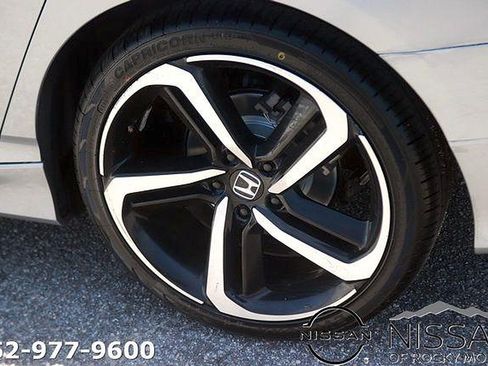 Used 2022 Honda Accord Sport image 8