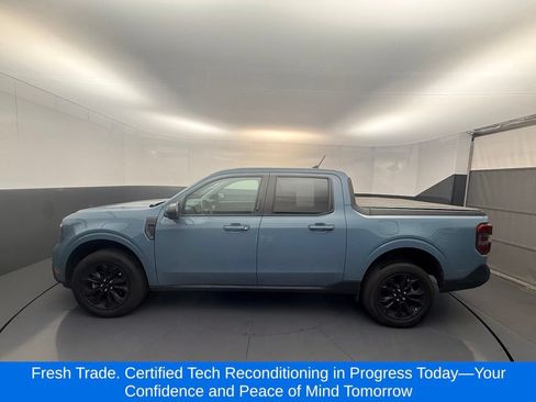 Used 2023 Ford Maverick Lariat w/ Lariat Luxury Package FWD image 2