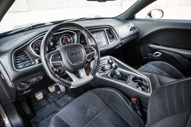 Used 2015 Dodge Challenger SRT w/ Technology Group RWD image 2