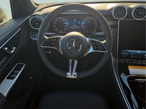 New 2026 Mercedes-Benz GLC 300 image 14