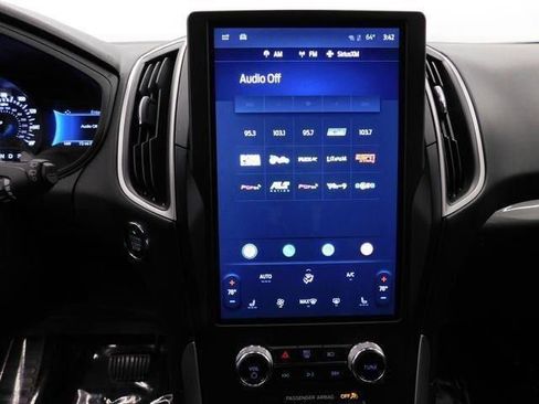 Used 2023 Ford Edge SEL image 47